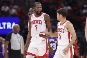 美记：谢泼德要尽快做出贡献 火箭有KD和申京不可能等待他成长