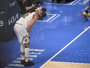 小阿德尔曼：我们虽不乏亮眼发挥，但终究未能取胜，为戈登感到遗憾。