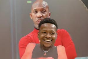 乐福趣图玩梗赌球引热议！利拉德调侃：你太搞了吧&表妹惊叹：网速真快啊