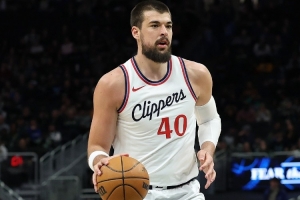 卢：因对手未重点盯防克林根与杨瀚森，祖巴茨的进攻参与度有所提升。