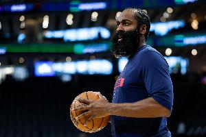 哈登：今日开局出色，球队正持续进步，每场比赛都将变得更好。