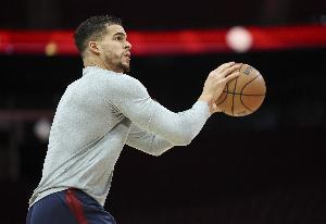 小波特：财富并不直接等同于快乐，人对欲望的追求永无止境，这便会陷入一个恶性循环。