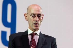 赌球丑闻是偶然事件还是行业潜藏的普遍问题？与博彩机构合作是否早已埋下隐患？