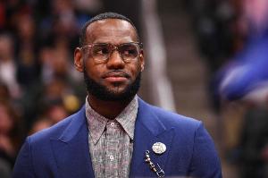 帕金斯：詹姆斯在身体保养上投入了两三千万，但他因此赚了10亿美元，就连乔丹都未曾达到这一成就。