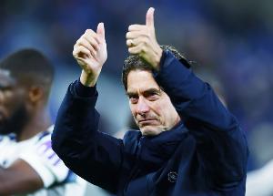 弗兰克：各队如今均高度重视定位球，联赛杯方面将进行轮换。