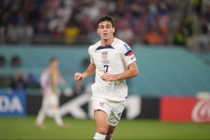 雷纳：能否参加世界杯取决于我的努力，我将采用新策略应对伤病。