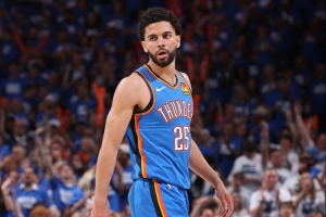 薪资专家指出，阿杰伊-米切尔的合同对雷霆而言至关重要，球队下赛季薪资总额将触及第二土豪线。