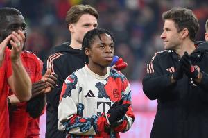 德媒称，17岁左边锋维斯多姆-麦克被拜仁视为另一超新星，智慧麦克！