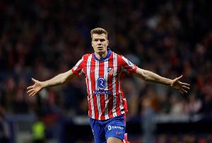 马卡报：瑟尔洛特状态持续低迷，冬窗前的表现将决定他在马竞的未来。