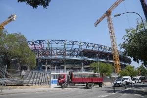 据《每体》报道，巴萨已获市政府初步许可，即将重返新诺坎普。