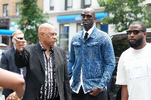 Shams：加内特曾受邀参加非法扑克牌局，因他不玩扑克，便直接离开了。