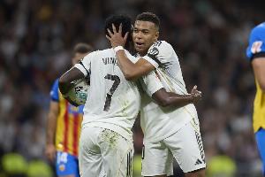 马卡报：维尼修斯主罚点球导致姆巴佩错失戴帽，后者对此保持沉默。