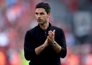 塔帅表示，在对手采取密集防守的情况下，球队创造机会面临很大困难；同时，苏维门迪主动提出了换人要求。