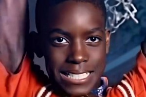 谁的青春？森林狼正在积极推动在本赛季退役加内特的球衣！