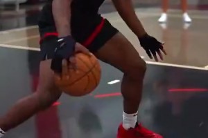 开拓者未来的核心后卫！亨德森能和杨瀚森组成怎样的搭档呢？