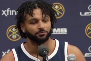 哪位领导！？大连英博老总跑去庙会为球队烧香祈福