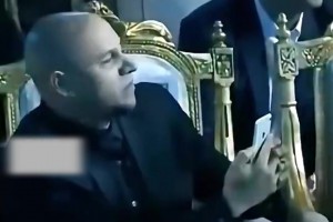 身材走样但球技还在！大罗：小小机器人，随便一脚弧线就进了~